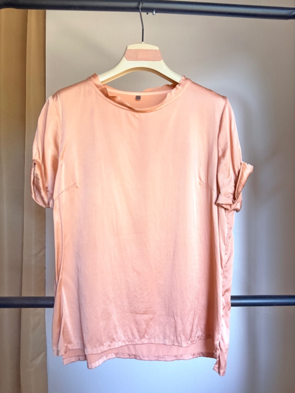 100% Mulberry Silk Short-Sleeve Top – Like New